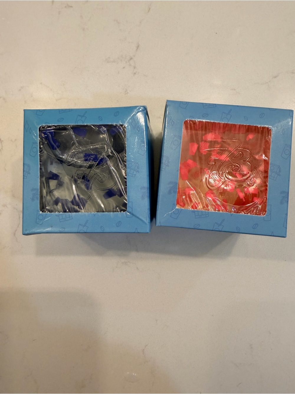 7 Brew doh from seven brew ! 7brew new in box pink & blue squishy square!
